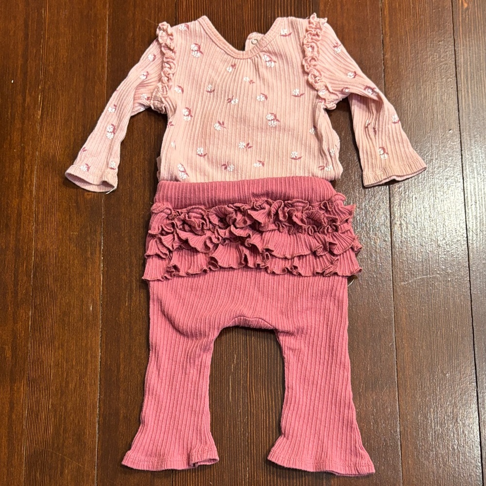 Rachel Zoe Baby Matching Set Pink Ruffled Kids Leggings with Flower Print Top